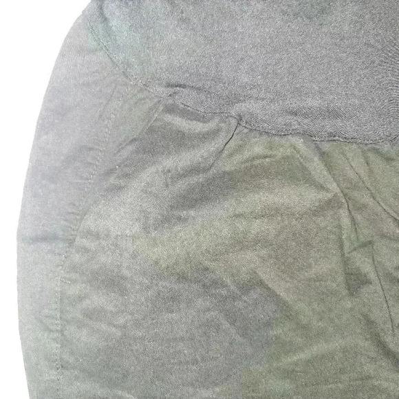 Maternity Shorts - Picture 2 of 5